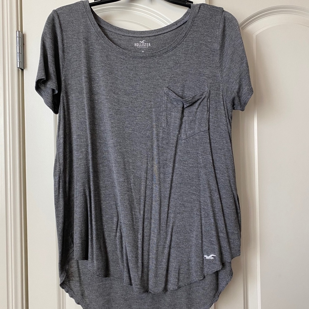 grey hollister tee